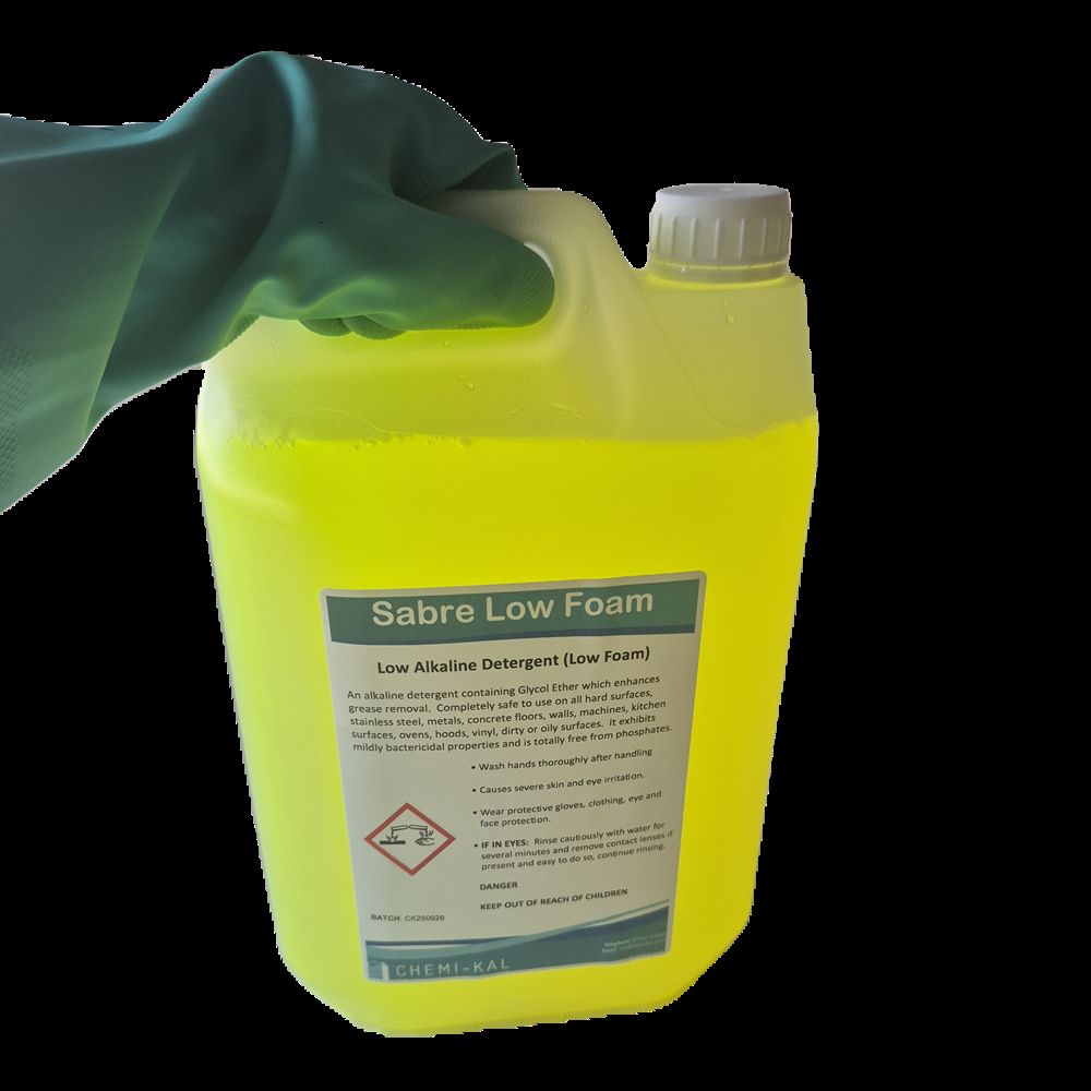 For use on dirty or oily walls, floors and hard surfaces